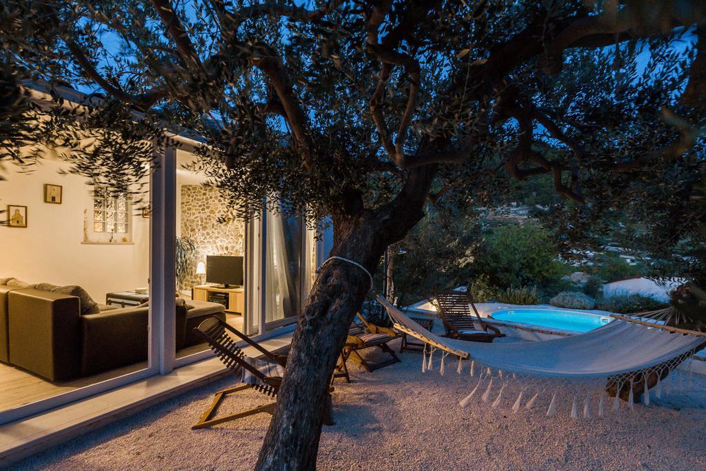 Holiday Home Zlatni San - Private Heated Pool Bol Szoba fotó