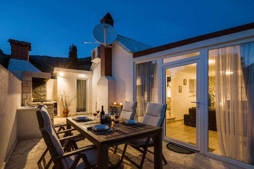 Holiday Home Zlatni San - Private Heated Pool Bol Szoba fotó