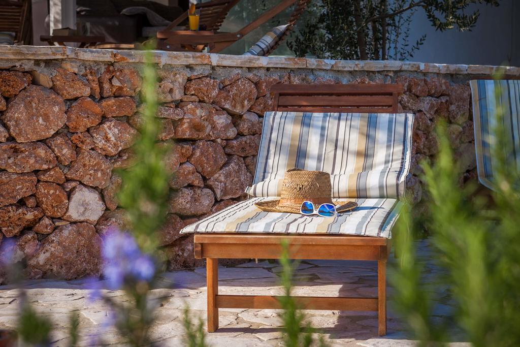 Holiday Home Zlatni San - Private Heated Pool Bol Szoba fotó
