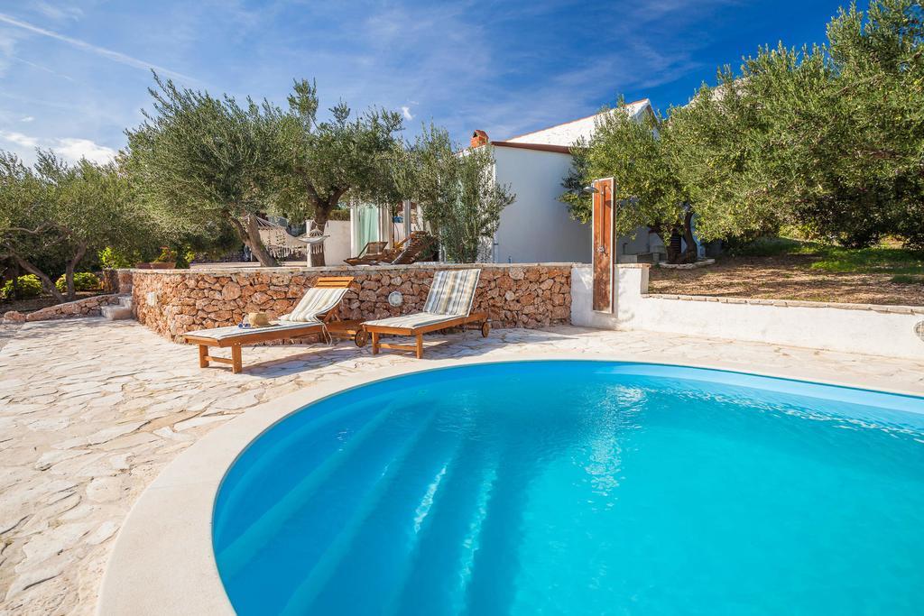 Holiday Home Zlatni San - Private Heated Pool Bol Szoba fotó