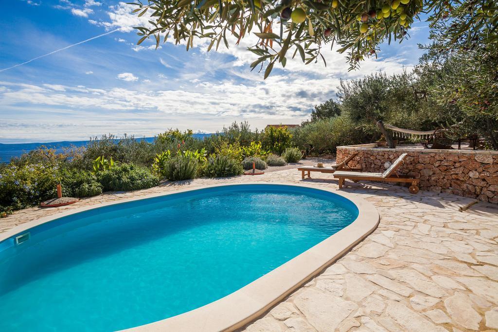 Holiday Home Zlatni San - Private Heated Pool Bol Szoba fotó