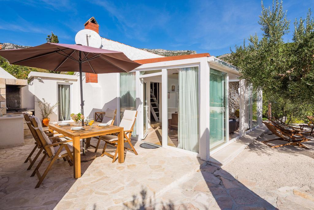 Holiday Home Zlatni San - Private Heated Pool Bol Szoba fotó